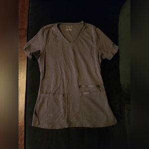 Jaanuu 4-Pocket V-neck Scrub Top in Dark Gray Size Small